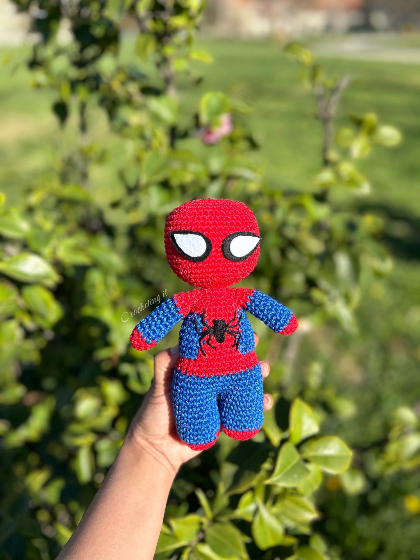 Spiderman all'uncinetto